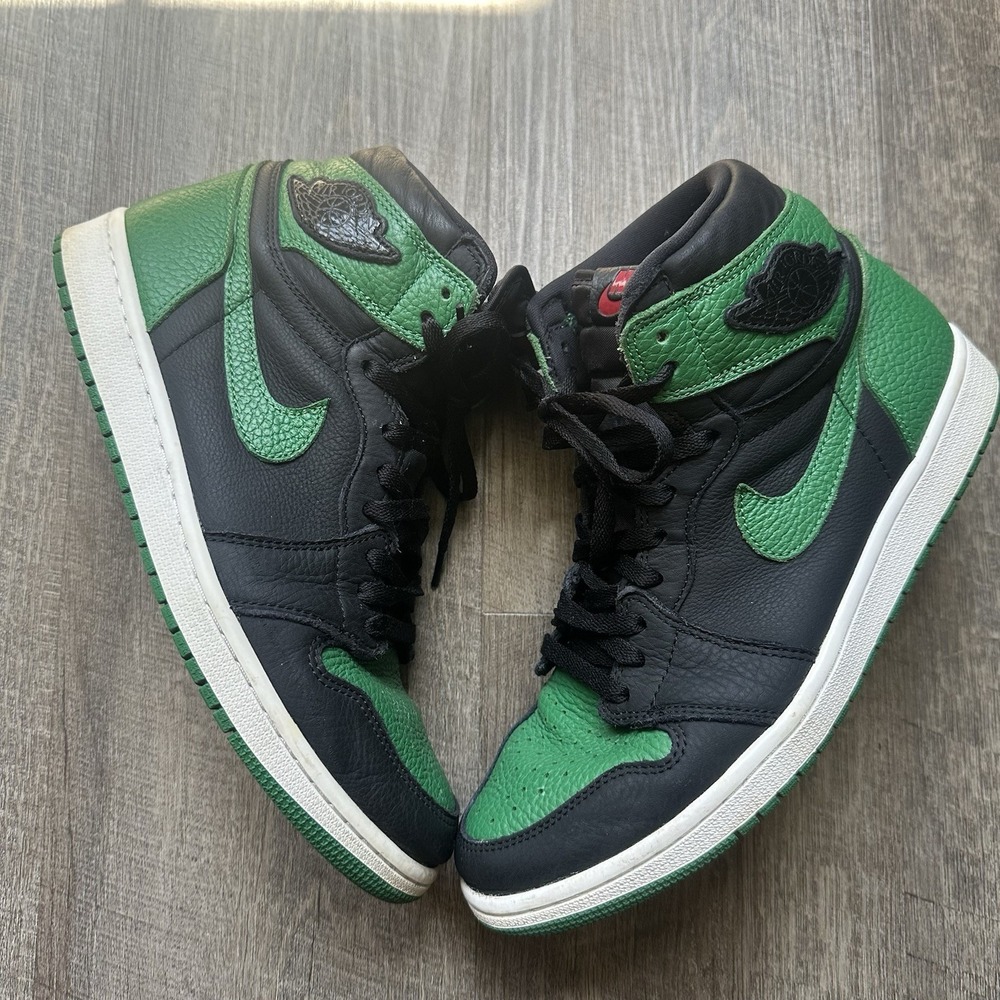 Size 10 - Nike Air Jordan 1 Retro High OG 'Pine Green 2.0‎ 555088 030 No Box